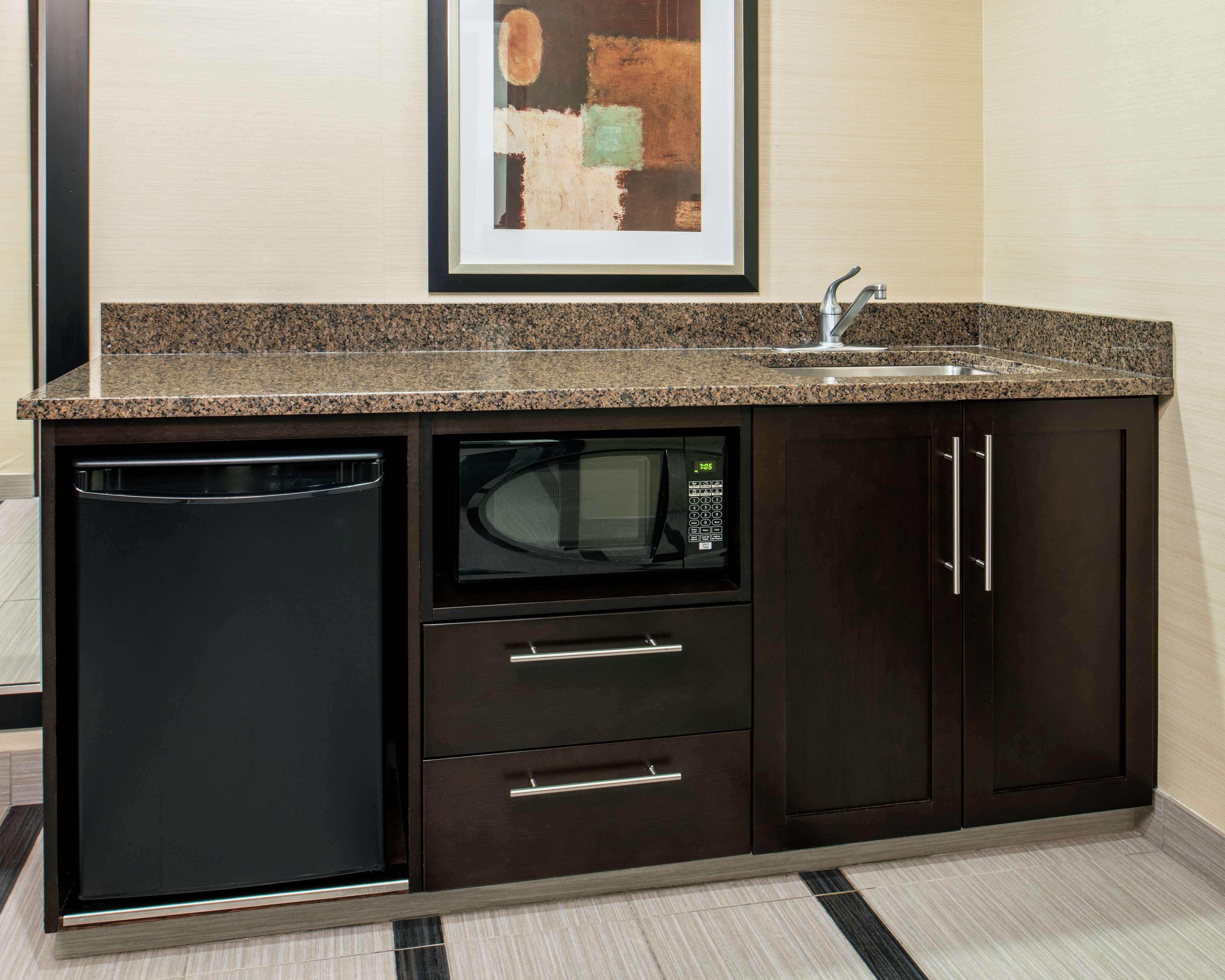 Hampton Inn By Hilton Winnipeg Ngoại thất bức ảnh