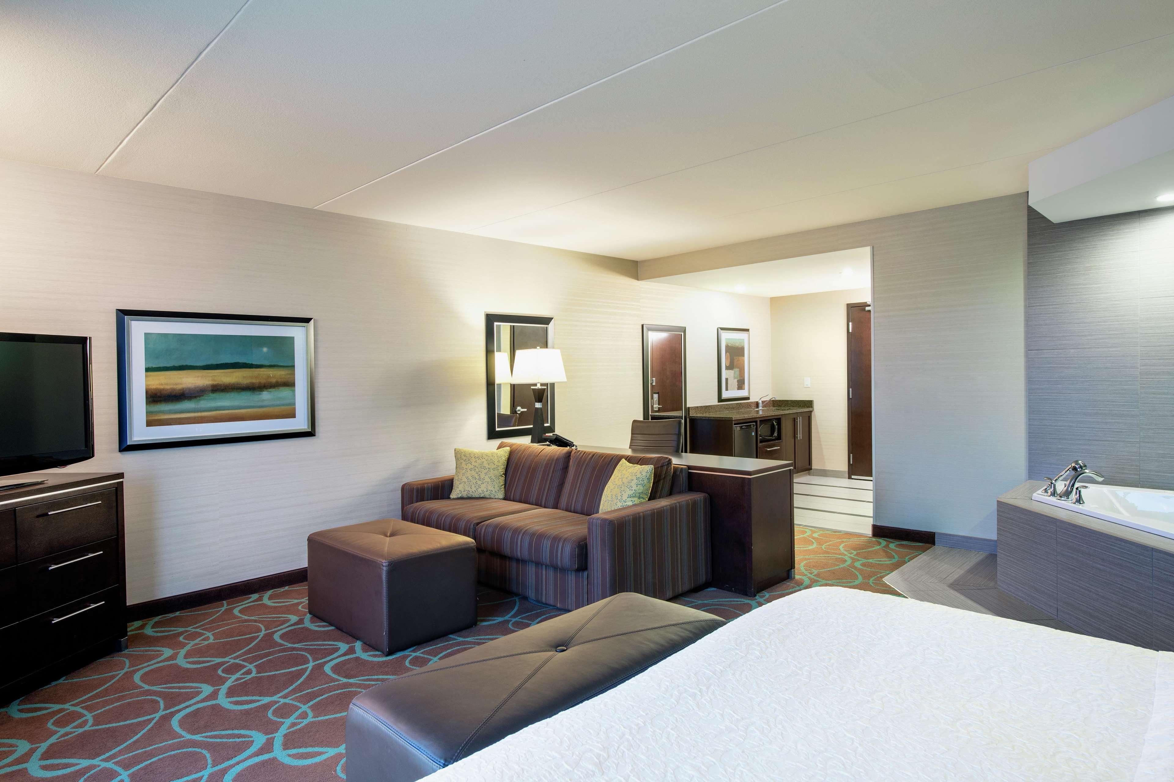 Hampton Inn By Hilton Winnipeg Ngoại thất bức ảnh