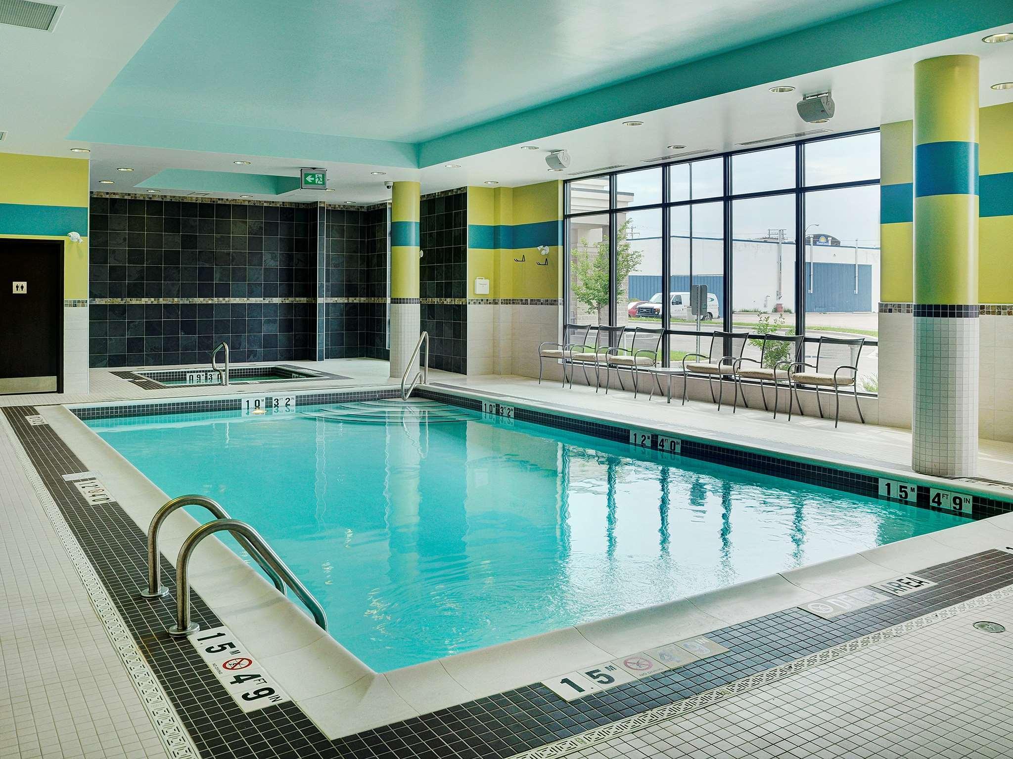 Hampton Inn By Hilton Winnipeg Ngoại thất bức ảnh