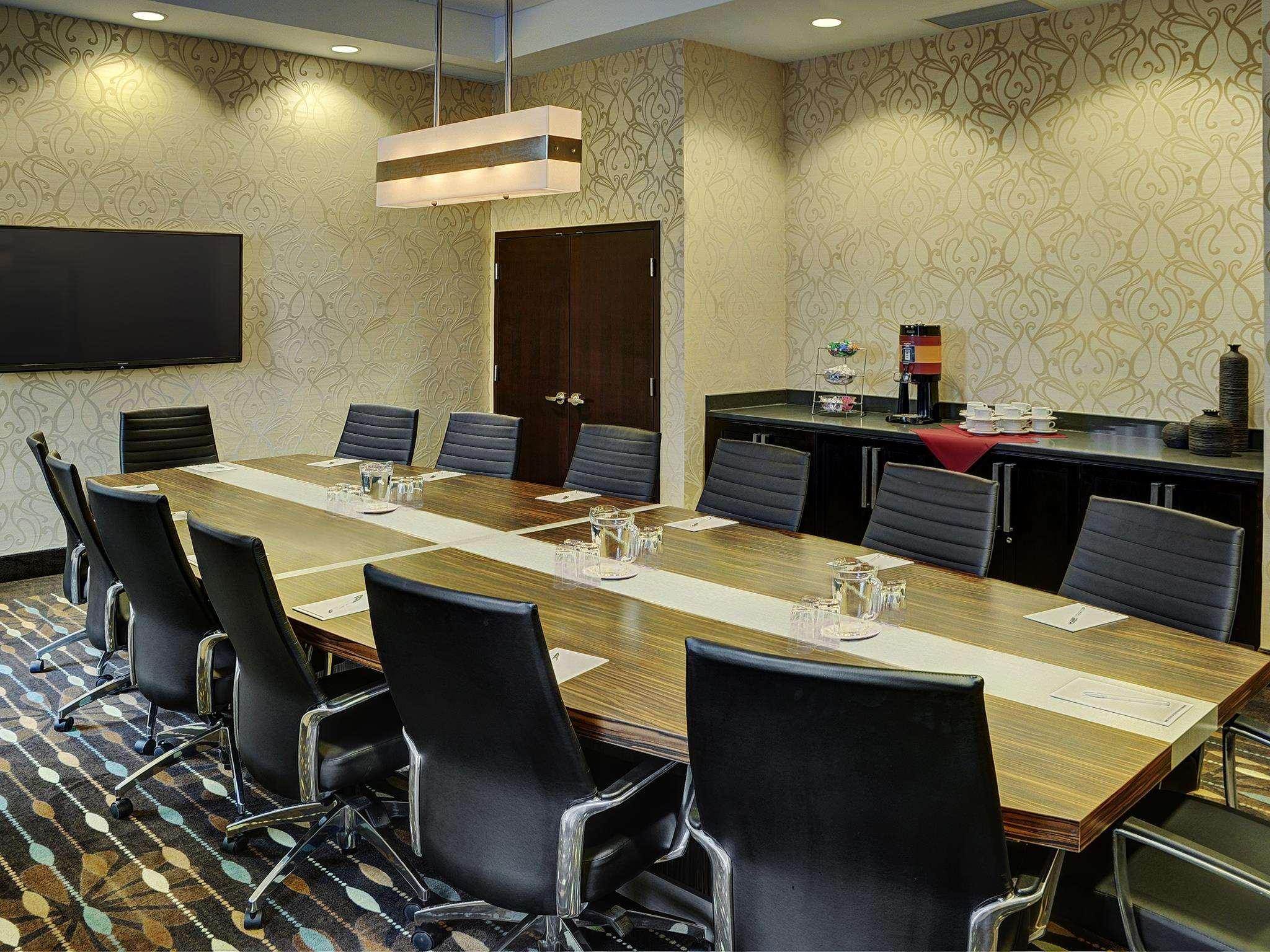 Hampton Inn By Hilton Winnipeg Ngoại thất bức ảnh